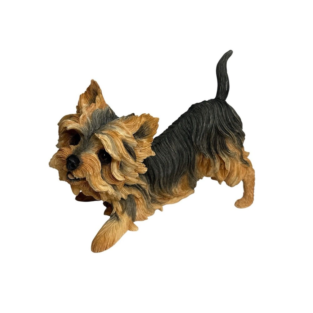 Country Artists 02684 Yorkshire Terrier Lying Yorkie Dog Figurine 2002 Chip